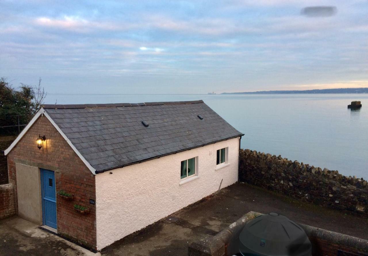 Вилла Coastguard Boat House On Belfast Lough Ньютонэббей Экстерьер фото