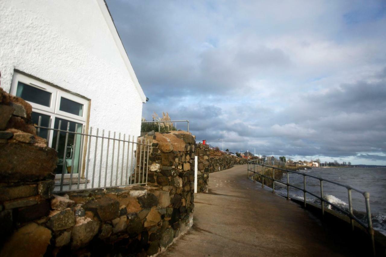 Вилла Coastguard Boat House On Belfast Lough Ньютонэббей Экстерьер фото